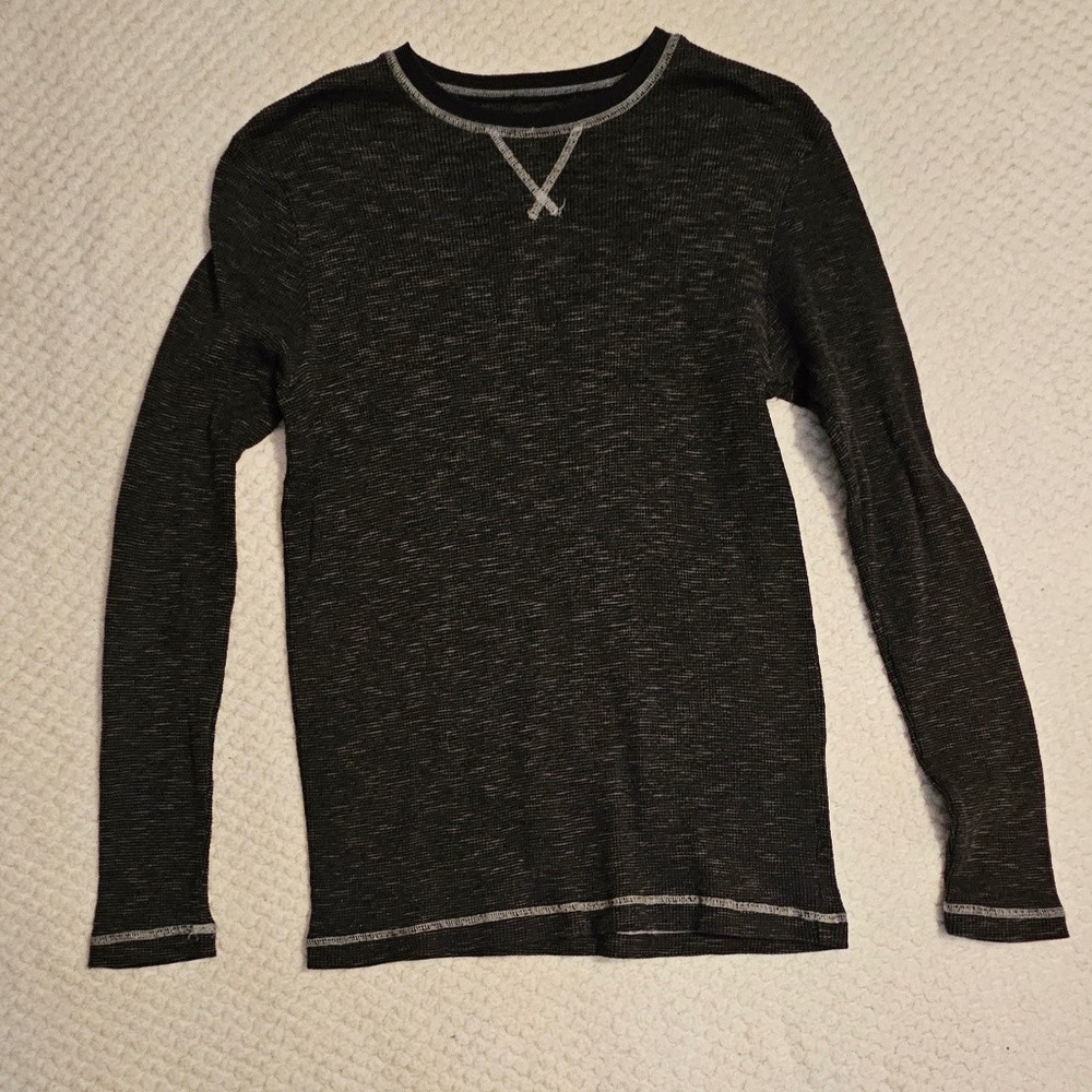 No Boundaries Black Long Sleeve Textured Tee for Men Size M